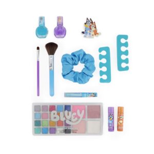 Bluey X Caboodles Makeup Organizer, 12-Piece Set - Image 3
