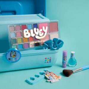 Bluey X Caboodles Makeup Organizer, 12-Piece Set - Image 8