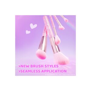 wet n wild Hello Kitty 5-Piece Makeup Brush Set - Image 3