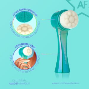 Almost Famous - Clean Freak 2in1 Exfoliator Brush - Turquoise - Image 4
