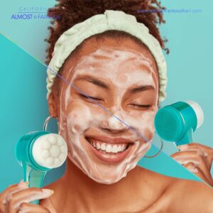 Almost Famous - Clean Freak 2in1 Exfoliator Brush - Turquoise - Image 6