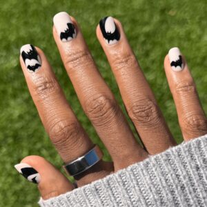 Olive & June Super Stick Mani Short Squoval Press-On Tabs, Batty for You, 32 Pieces - Image 7