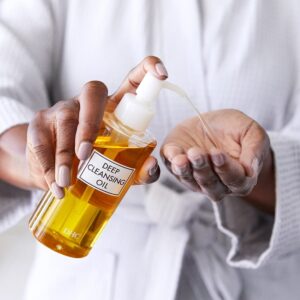 DHC Deep Cleansing Oil 6.7 fl. oz. Makeup Remover & Cleanser with Free Travel Size - Image 3