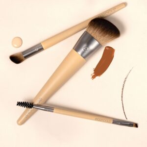 EcoTools Conceal, Enhance, & Sculpt Makeup Brush Trio, 3 Piece Set - Image 7
